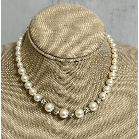 Faux Pearl and Rhinestone Womens Necklace Adjustable 16-19 in - Picture 1 of 5